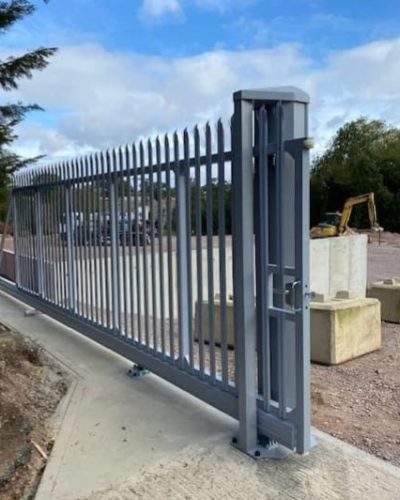 Commercial Fencing 2