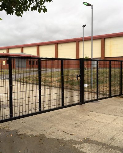 Commercial Fencing 8