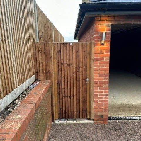 Timber-Fencing