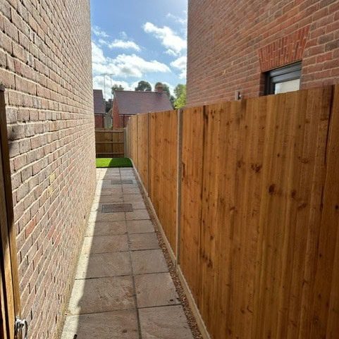 Timber-Fencing